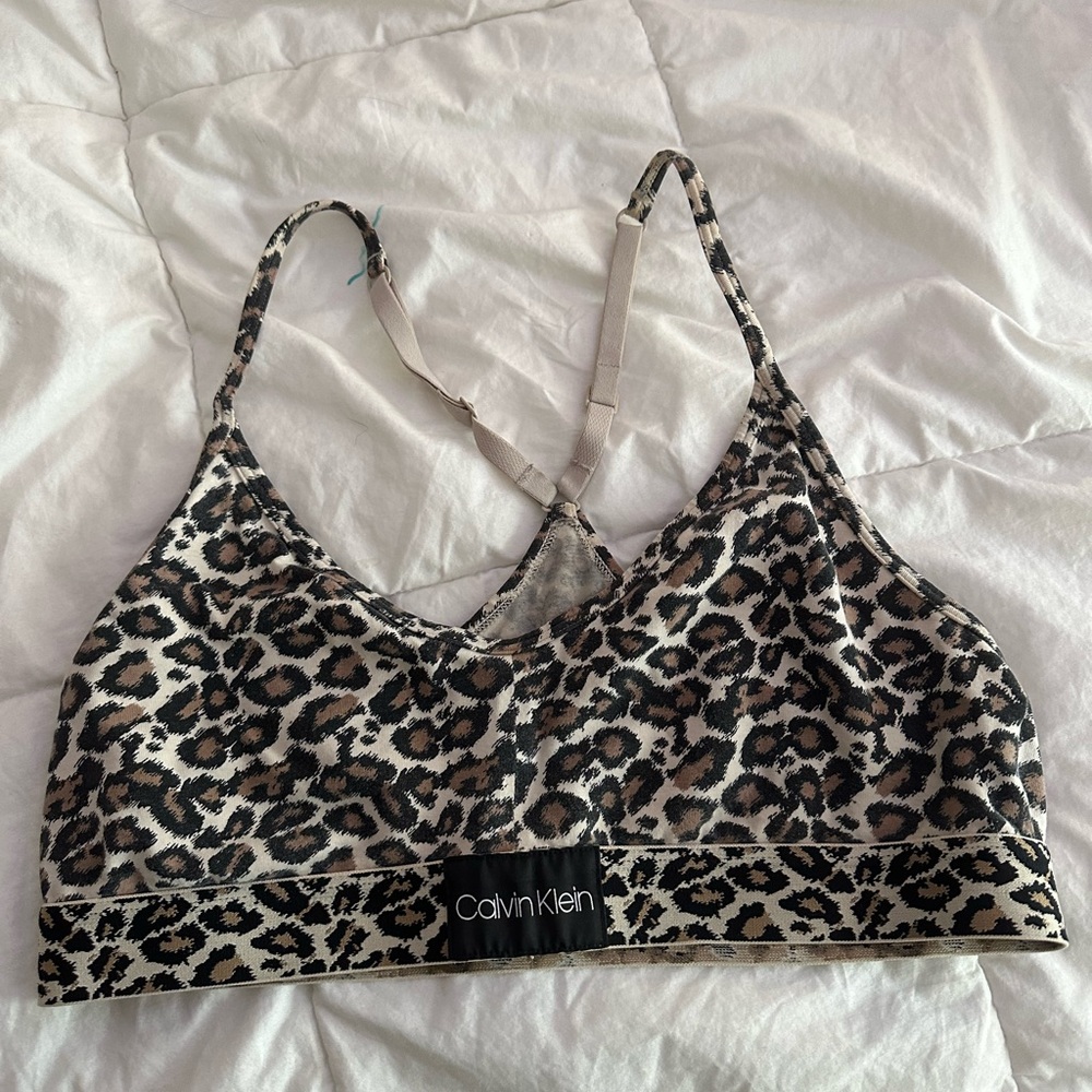 Super cute bra and is adjustable